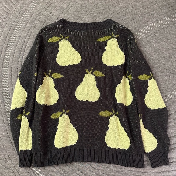 Forever 21 Pear Cardigan - Picture 4 of 5